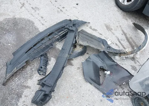 2018 Toyota Rav4 Xle z USA, uszkodzony, nr VIN 2T3RFREV2JW839921